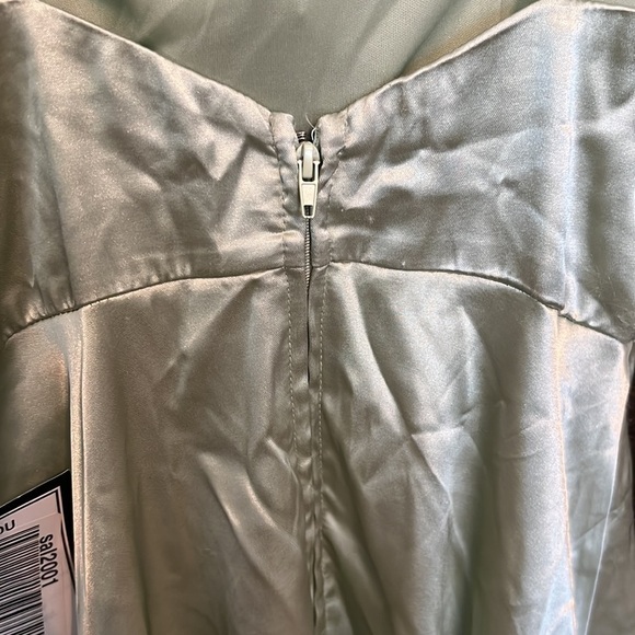 Speechless Juniors Pistachio Side Slit Satin Maxi Dress Size 1/XS - Picture 14 of 16